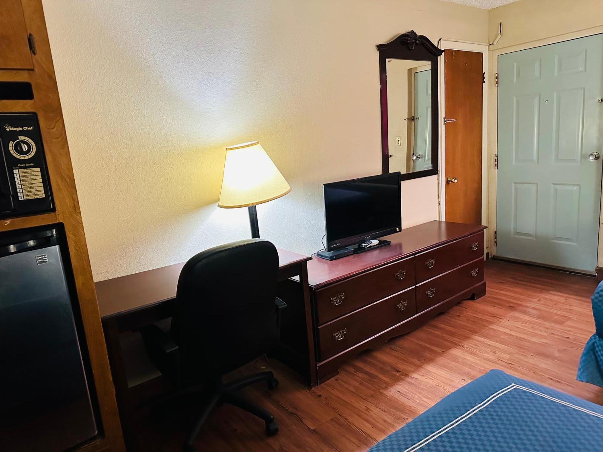 Warrick Plaza Inn Plainview Εξωτερικό φωτογραφία